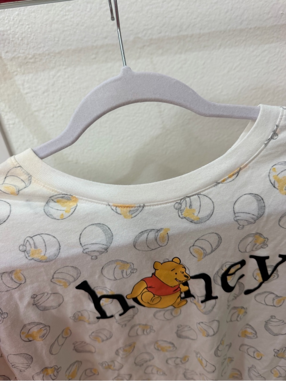 Like NEW Disney Winnie the Pooh Honey Women's T-Shirt - Picture 13 of 15